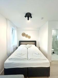Modern Apartment in Eimsbuettel Hamburg for 5