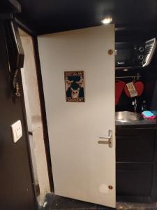 17m2 Flower studio dans le centre historique Ecusson
