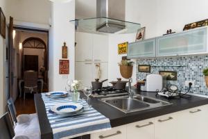 La Piccola Atene Agorà Centro Storico Pietrasanta