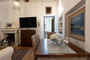 La Piccola Atene Agorà Centro Storico Pietrasanta