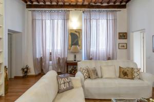 La Piccola Atene Agorà Centro Storico Pietrasanta