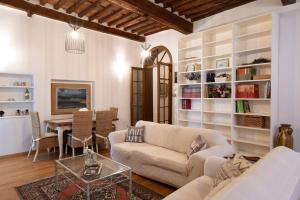 La Piccola Atene Agorà Centro Storico Pietrasanta