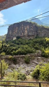 - Cemi Rooms - River View & Traditional Restaurant