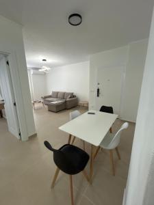 Andreas Apartments