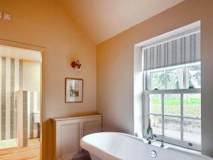 Thistle Cottage - Uk50967