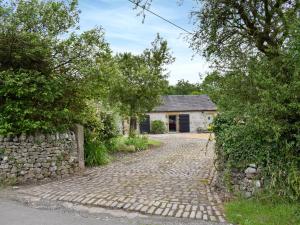 The Old Damson Tree Barn