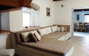 Stunning Home In Sarici