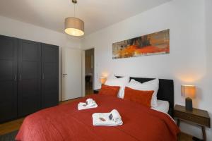 Luxuriöses 4-Zimmer-Apt im Boutique-Stil I Top-Lage I Familienfreundlich I Balkon I Küche I Netflix I Kostenloser Parkplatz I 105 m2