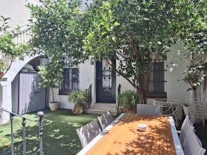 Apartamento con Patio