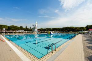 Club del Sole Marina Julia Family Collection