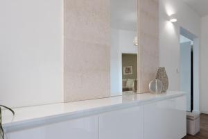 Iva Apartment