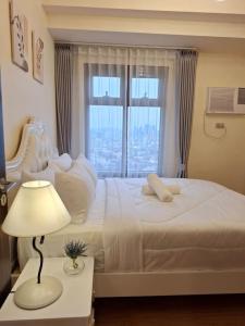 3BR Grand-100sqm-15pax-Free Parking-PET-MOA,PICC,WTC,CCP