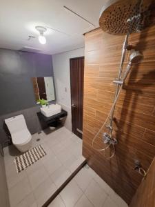 3BR Grand-100sqm-15pax-Free Parking-PET-MOA,PICC,WTC,CCP