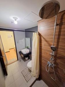 3BR Grand-100sqm-15pax-Free Parking-PET-MOA,PICC,WTC,CCP