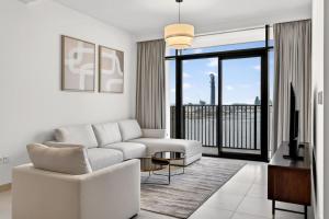 FIRST CLASS 2BR Luxury Waterfront Escape