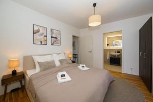 Luxuriöses 4-Zimmer-Apt im Japandi-Stil I Top-Lage I Familienfreundlich I Balkon I Küche I Netflix I Kostenloser Parkplatz I 105 m2