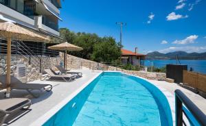 Poseidon Sea View Apartments - Ocean, River