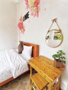 Mushroom Homestay - Tour & Travel