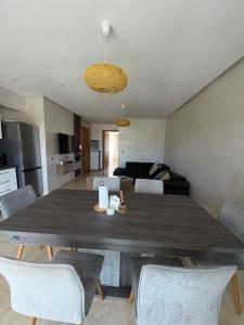 Modern 1BR Pool & Terrace in Orangeraie Rabat
