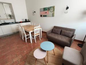 Deluxe 2 Terraces River&Marina View Flat