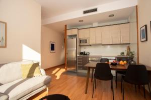 Comfy Stay Eixample Apartments