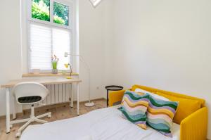 Gliwice Apartment with Mezzanine by BookingHost