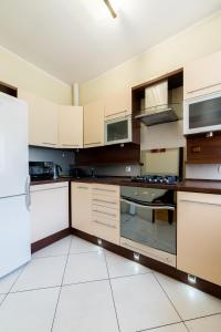 Rzepeckiej Comfort Apartment by BookingHost