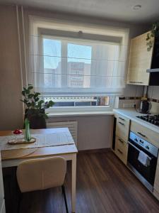 Cozy Apartment for 4 with Piano & Self Check-in