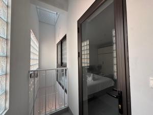 City light Apartment - near West Lake