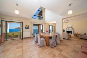Villa Gerasimos by Villa Select
