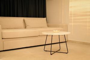 Luxury Apartment with Shared Pools - Evianamar I