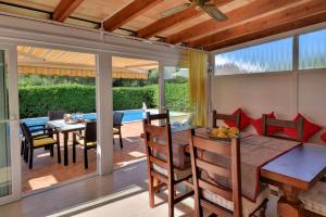 Villa Punta Boca by Villa Select