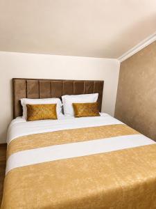 Dubai Apartment II