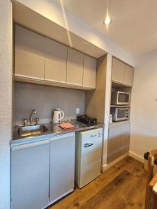 Depto Premium 5 pax, A 50mt de la base, Atenas 602