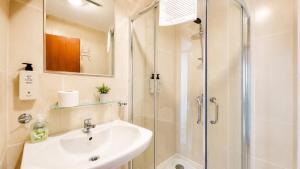 GARDEN OF EDEN Modern Apartments - APARTELLO,com