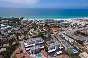 Vista Hermosa Island Walk