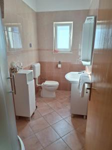 Apartments Primosten