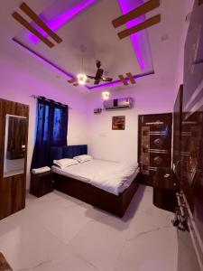 Roshans INN Hotel