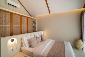 Luna Loft -Luxury Loft Pool Villa Prime Uluwatu Location
