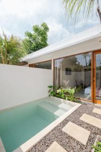 Canna Uluwatu - Stylish Private 1BR Pool Suite