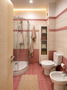 Saranda Apartment 5 MIN from the beach with sea view & free parking