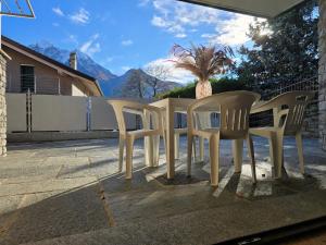 Appartamento con Biliardo Privato Patio e Parcheggio Aosta
