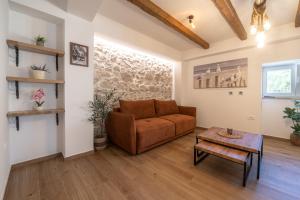 Holiday House Blazov Dvor with jacuzzi