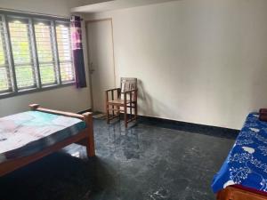 Shrunga Shreni Homestay - Near Bandaje trek and falls