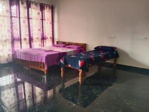 Shrunga Shreni Homestay - Near Bandaje trek and falls