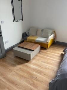 Modern Apartment in the Heart of Town