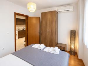 Paradise Corner Topola - Spacious 2BR Ground Floor apartment