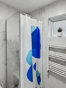 Spacious Downtown Reykjavik Apartment & Walk Everywhere