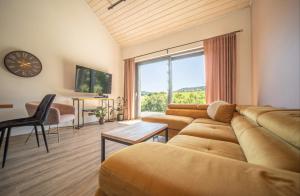 RosoChata313 Domek w górach z Sauną,Jacuzzi,Basenem "Panieński" ruska Bania na wyłączność