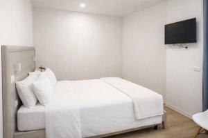 Vatican Luxury 2BR Apartment, Near San Pietro